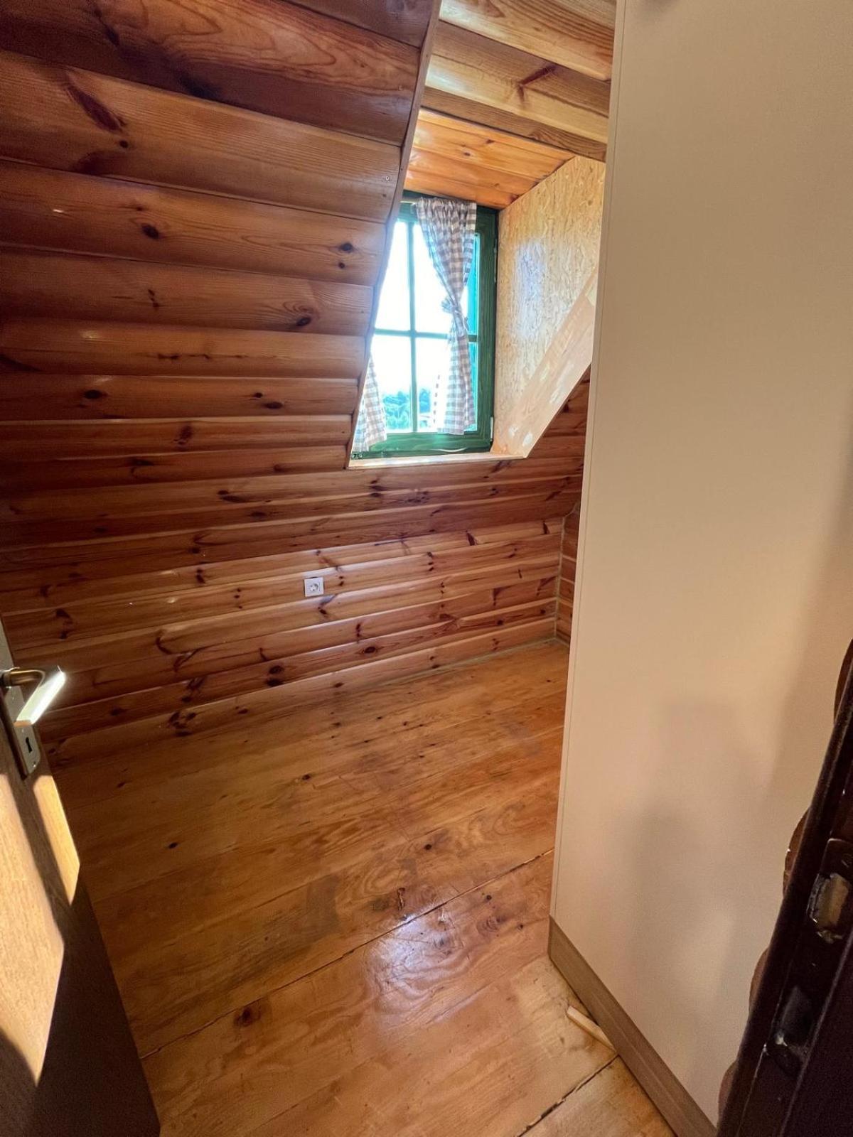 شقة Wooden House Ante Self Check - In And Check - Out Otočac المظهر الخارجي الصورة