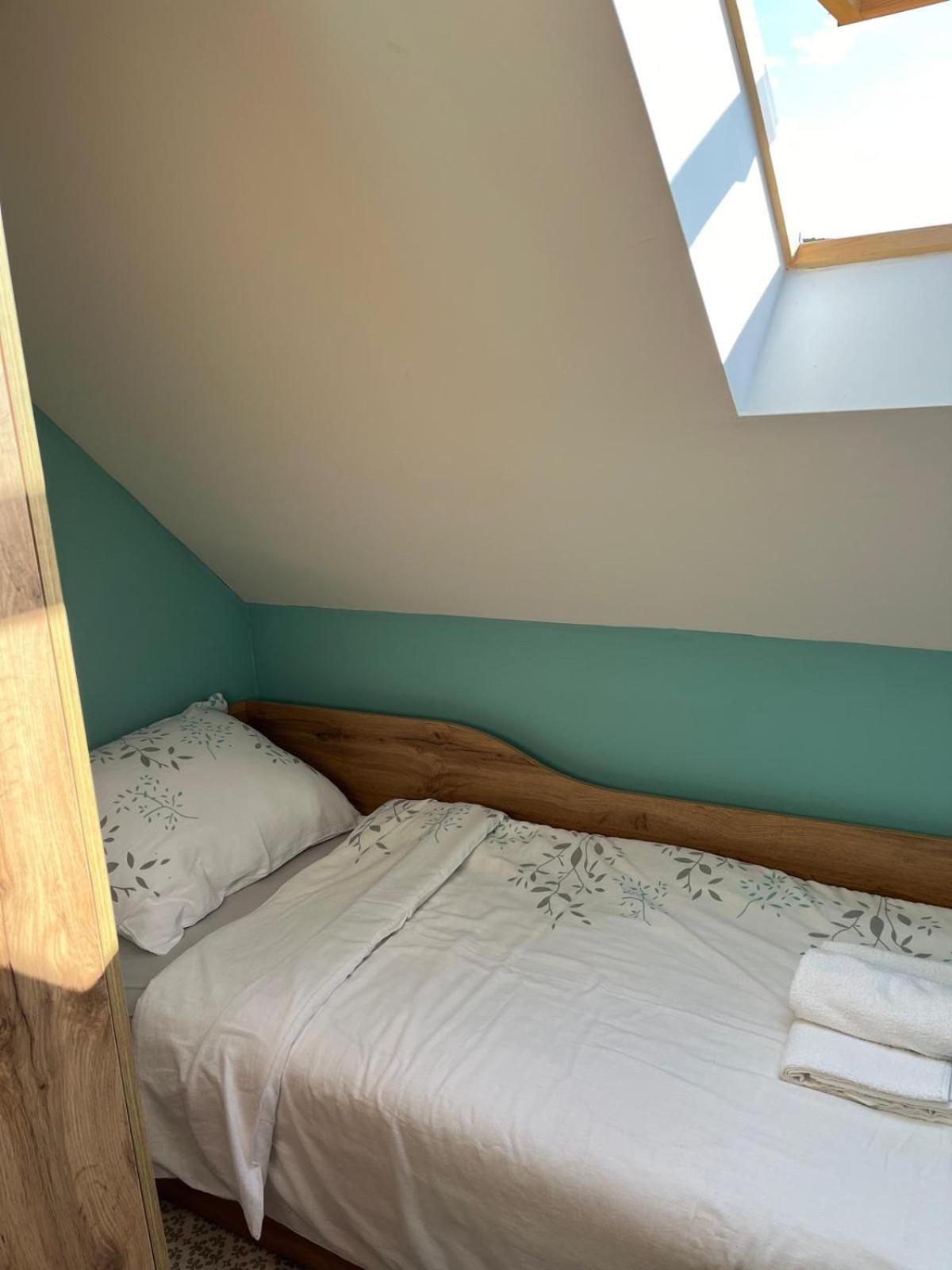 شقة Wooden House Ante Self Check - In And Check - Out Otočac المظهر الخارجي الصورة