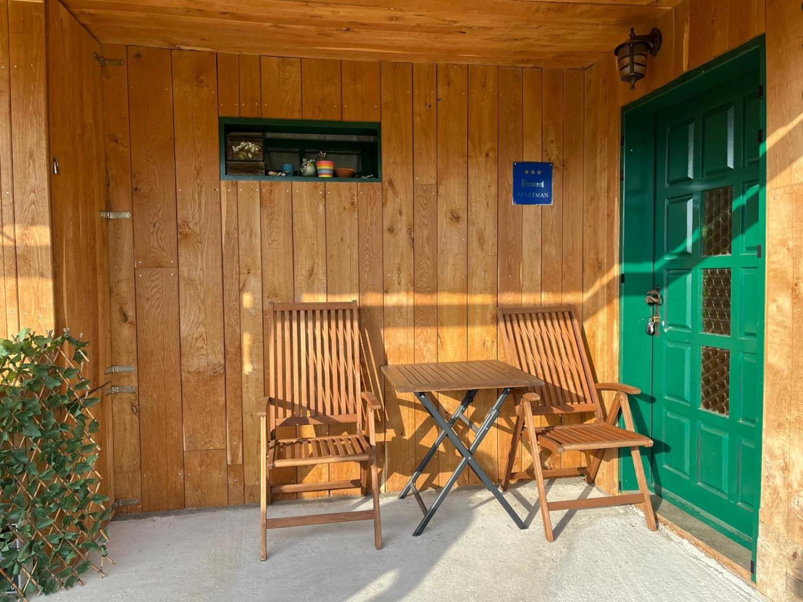 شقة Wooden House Ante Self Check - In And Check - Out Otočac المظهر الخارجي الصورة